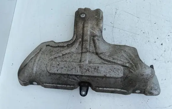 Volvo V60 Heat shield in engine bay 31293261