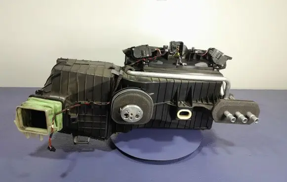 Interior heater climate box assembly