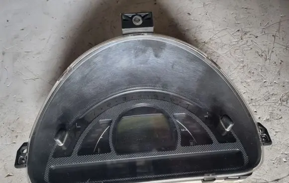 Citroen C2 Speedometer (instrument cluster) P9650758280 P9650758280G