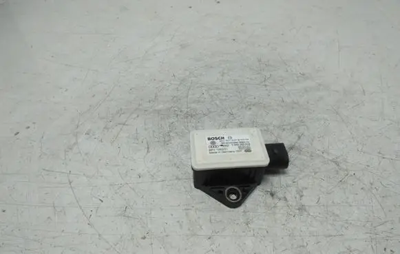 Audi A6 S6 C6 4F ESP acceleration yaw rate sensor 8E0907637B