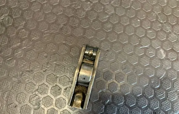 Peugeot 407 Camshaft 05066780