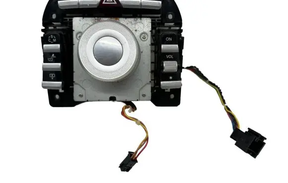 Head unit multimedia control