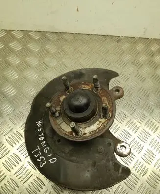 Ford Mustang IV Front wheel hub 5R333107