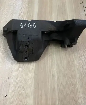 Iveco Daily 6th gen Engine mounting bracket 504386159