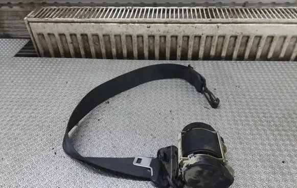 Fiat Ulysse Rear seatbelt E2040145