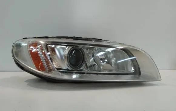 Volvo XC70 Headlight/headlamp 31420014 6336600001 3000000133326