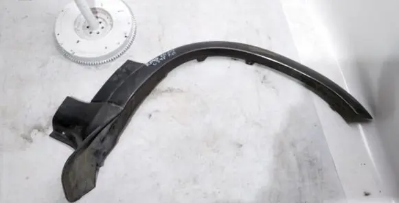 Ford Escape Fender trim (molding) 16A074 3L8416A074