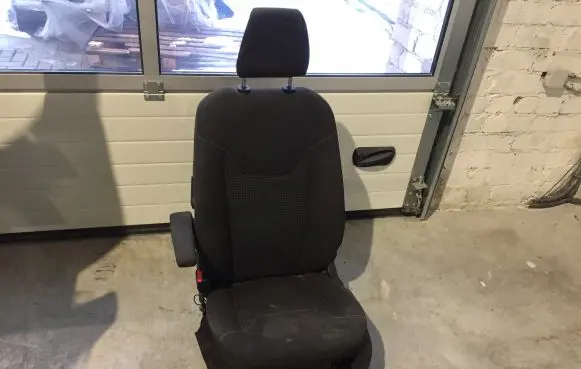 Ford Courier Front driver seat ET76K603B26AA