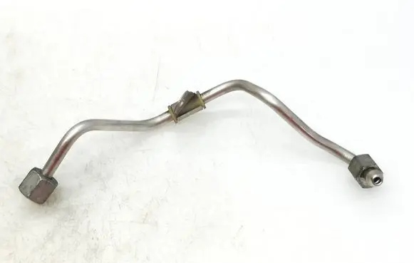 Nissan Qashqai Fuel injector supply line/pipe 