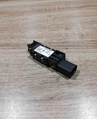Audi A6 S6 C6 4F Airbag deployment crash/impact sensor 8e0959643a