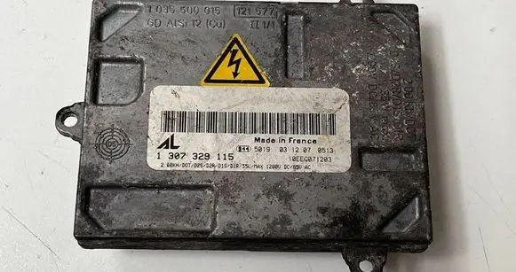 Volvo V50 Xenon control unit/module 1307329115