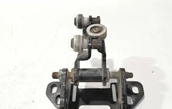 Mercedes-Benz Sprinter W906 Sliding door middle roller runner A9067600347 ES92