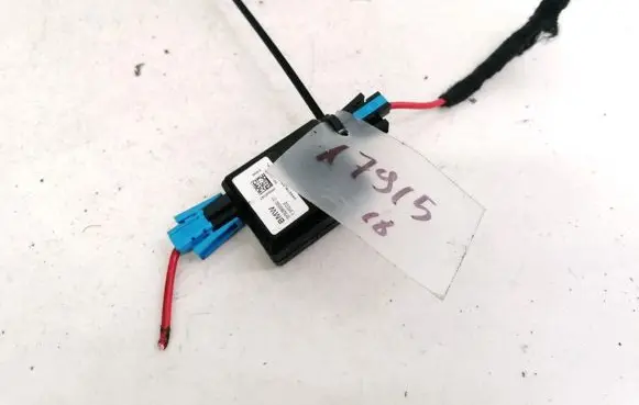 BMW 2 F22 F23 Antenna control unit SY928959001 136002