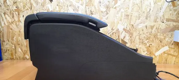 Volvo V70 Center console 377798-OBL