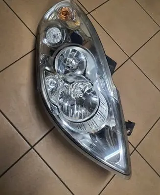 Renault Master III Headlight/headlamp 260100049R