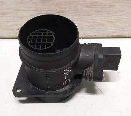 Volkswagen Sharan Mass air flow meter 038906461C 0281002757