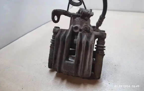 Audi A4 S4 B7 8E 8H Rear brake caliper