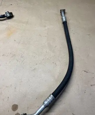 Audi A8 S8 D3 4E Air conditioning (A/C) pipe/hose 4E0260701