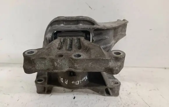 Citroen C4 Grand Picasso Engine mount bracket