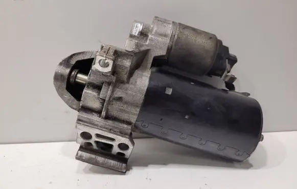BMW 5 F10 F11 Starter motor 0001148010