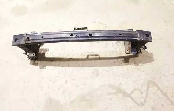 Mazda 5 Front bumper cross member