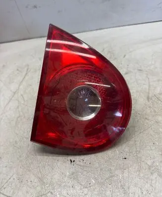 Volkswagen Golf V Tailgate rear/tail lights 1K6945093E 028500102H