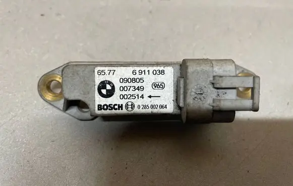 BMW X5 E53 Airbag deployment crash/impact sensor 6911038