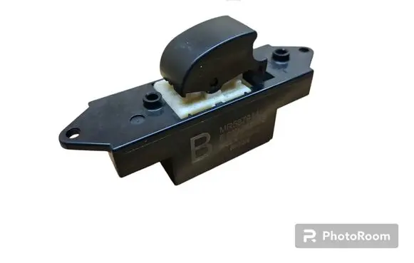 Mitsubishi i-MiEV Electric window control switch MR587944