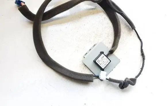 Antenna control unit