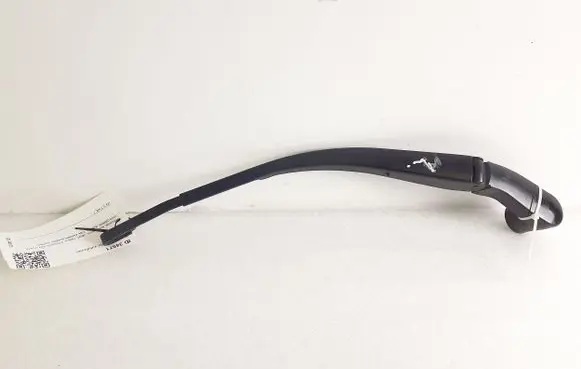 Hummer H3 Front wiper blade arm 17823