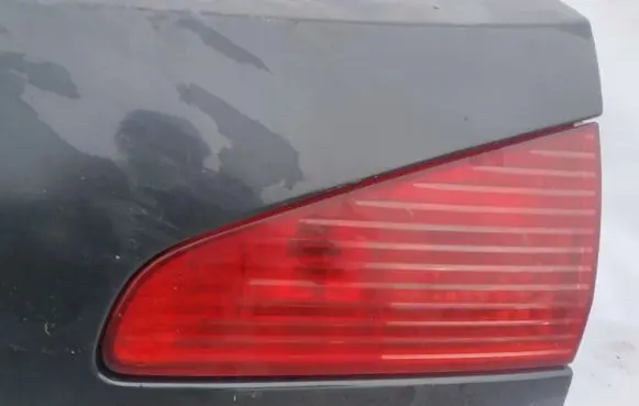 Peugeot 607 Tailgate rear/tail lights
