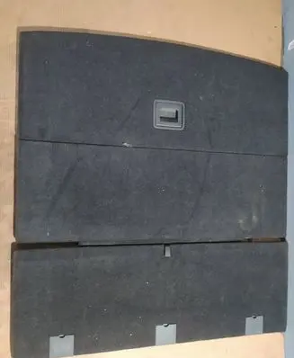 Trunk/boot floor carpet liner