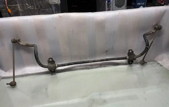 Volvo V60 Front anti-roll bar/sway bar