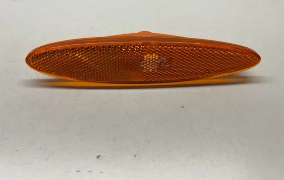 Toyota Corolla E140 E150 Front reflector 8173124030