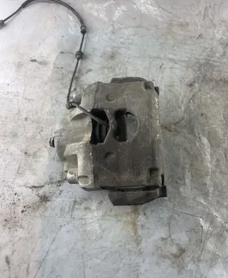 Opel Signum Front brake caliper