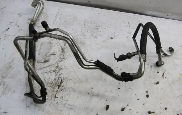 Peugeot 108 Air conditioning (A/C) pipe/hose 1111