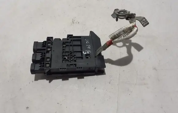 Renault Scenic III - Grand scenic III Fuse module 243800011R