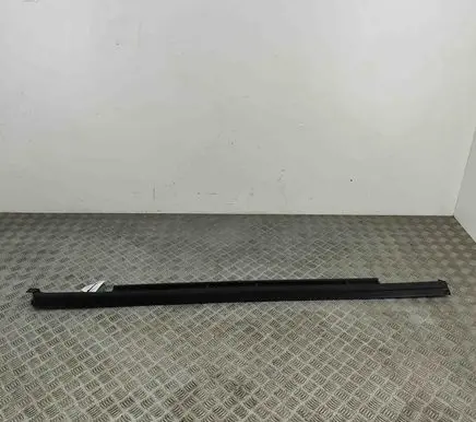 Mazda CX-5 II Sill KB7W51PS1