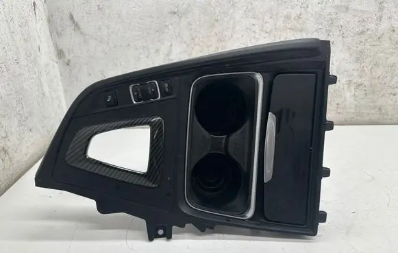 BMW 4 F36 Gran coupe Center console 9218925 105027852
