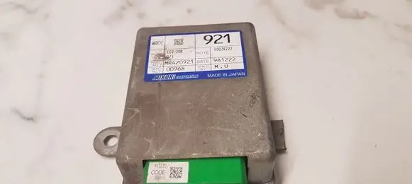 Mitsubishi Carisma Other control units/modules MR420921 981222
