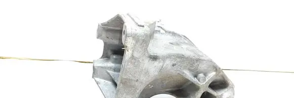 Mercedes-Benz C W205 Engine mounting bracket A6512234204