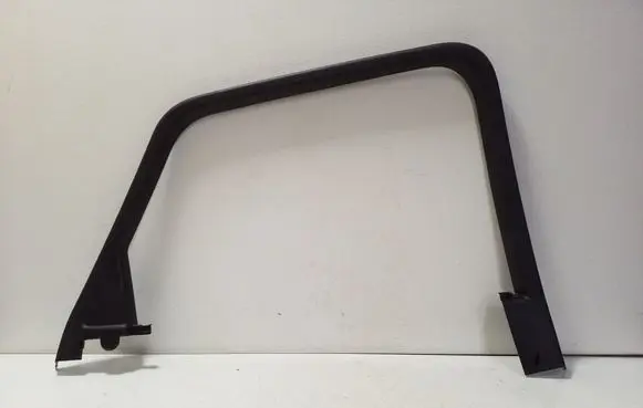 Audi Q3 8U Other rear door trim element 8U0867671