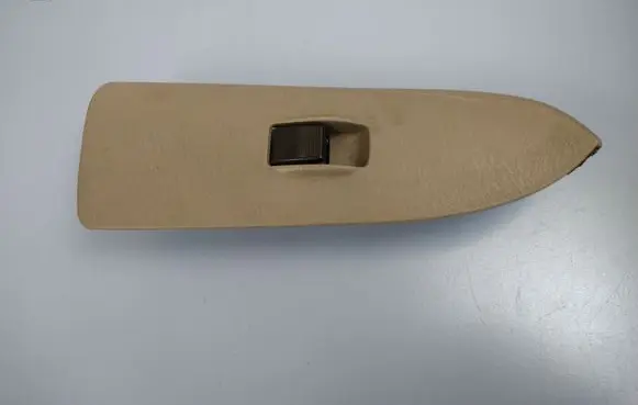 Mazda Premacy Electric window control switch GE4V684L1