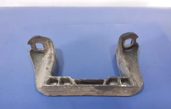 Volvo V50 Engine mount vacuum valve 3M51-6037-A