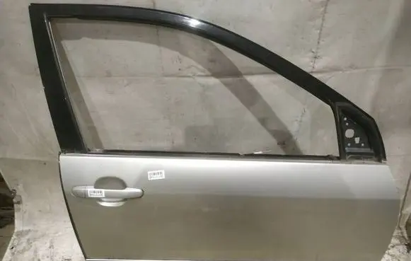 Toyota Corolla E120 E130 Front door PILKOS