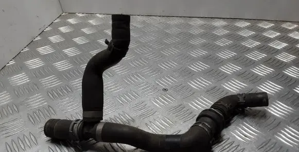Audi A6 S6 C8 4K Engine coolant pipe/hose 1K0121113B
