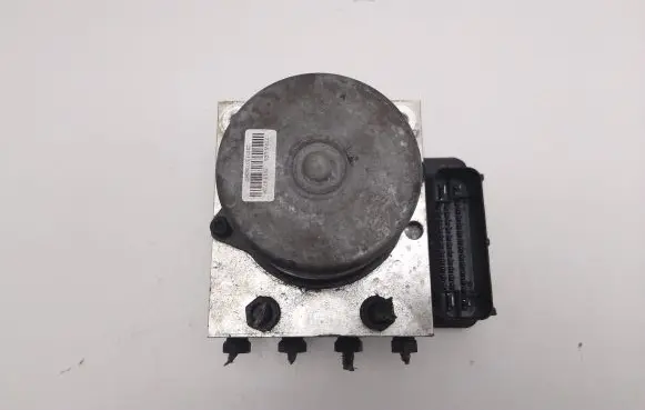 Hyundai i40 ABS Pump 589203Z930
