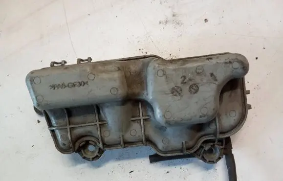 Vacuum air tank