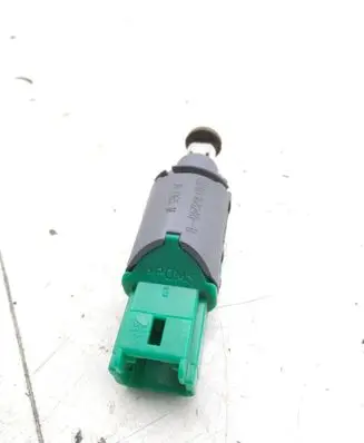 Clutch pedal sensor