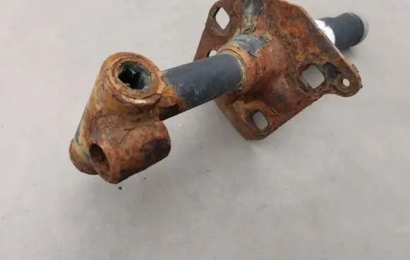 BMW 5 E39 Front bumper shock/impact absorber 